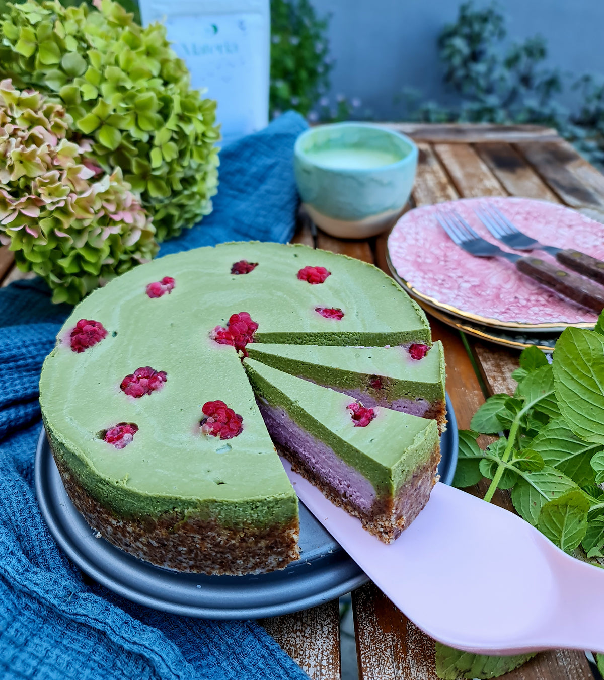 Raw matcha and raspberry cream cake