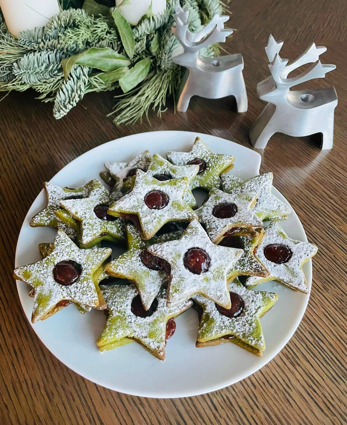 Matcha Linzer Cookies