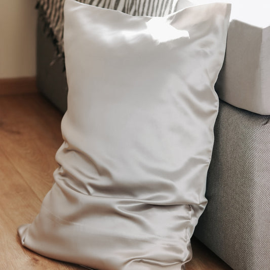 Silk Pillowcase / Silver Stardust