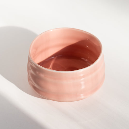 Ružičasta zdjelica za matchu 